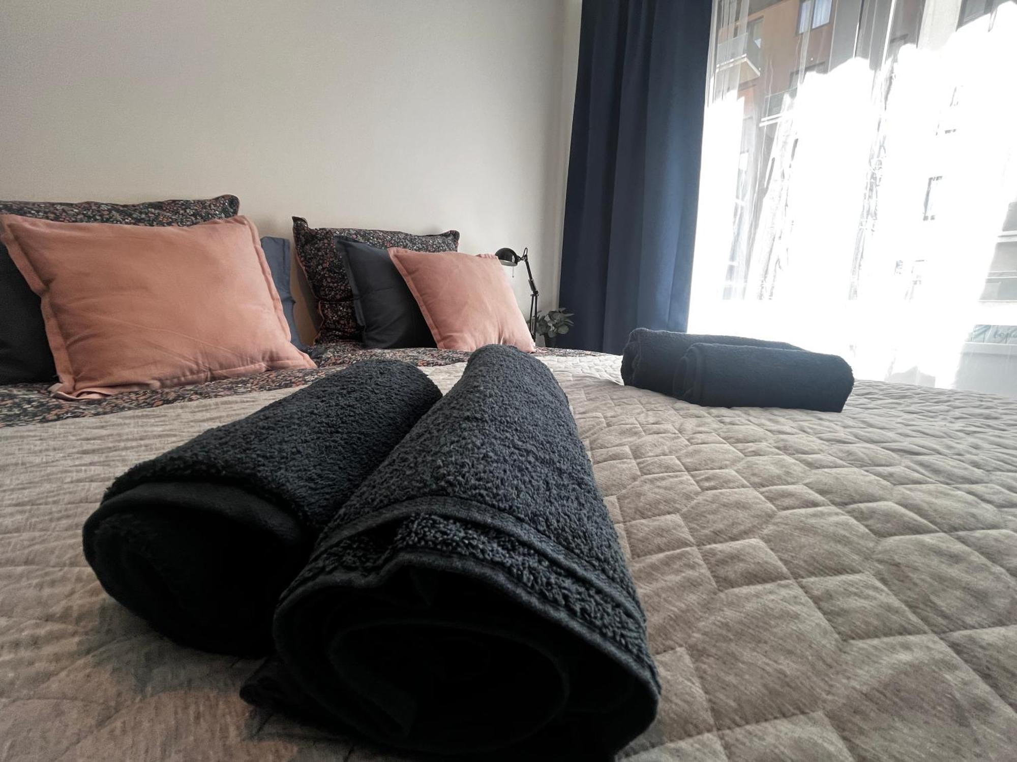 Corvin Gold City Garden Apartment