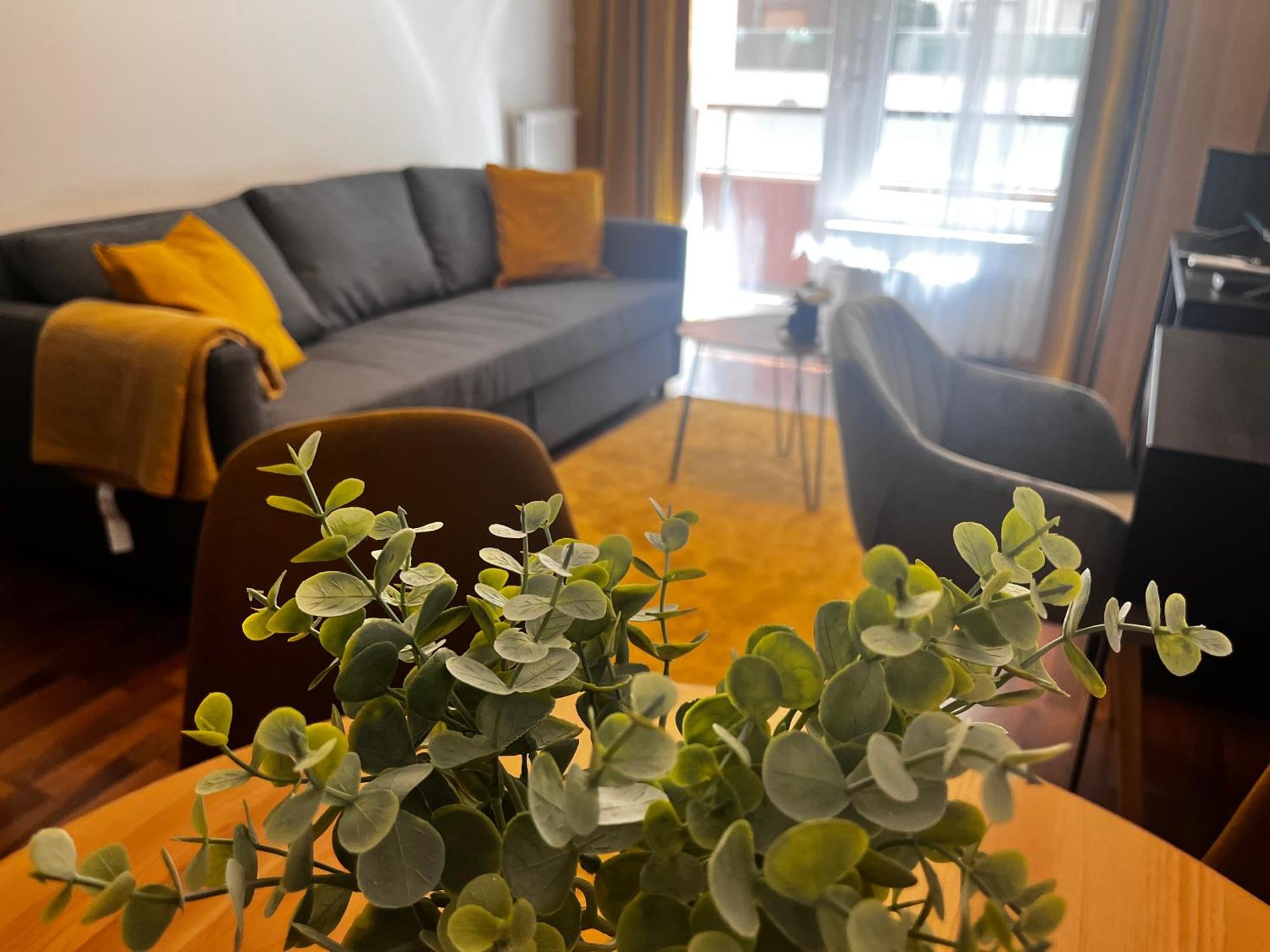 Corvin Gold City Garden Apartment Budapest
