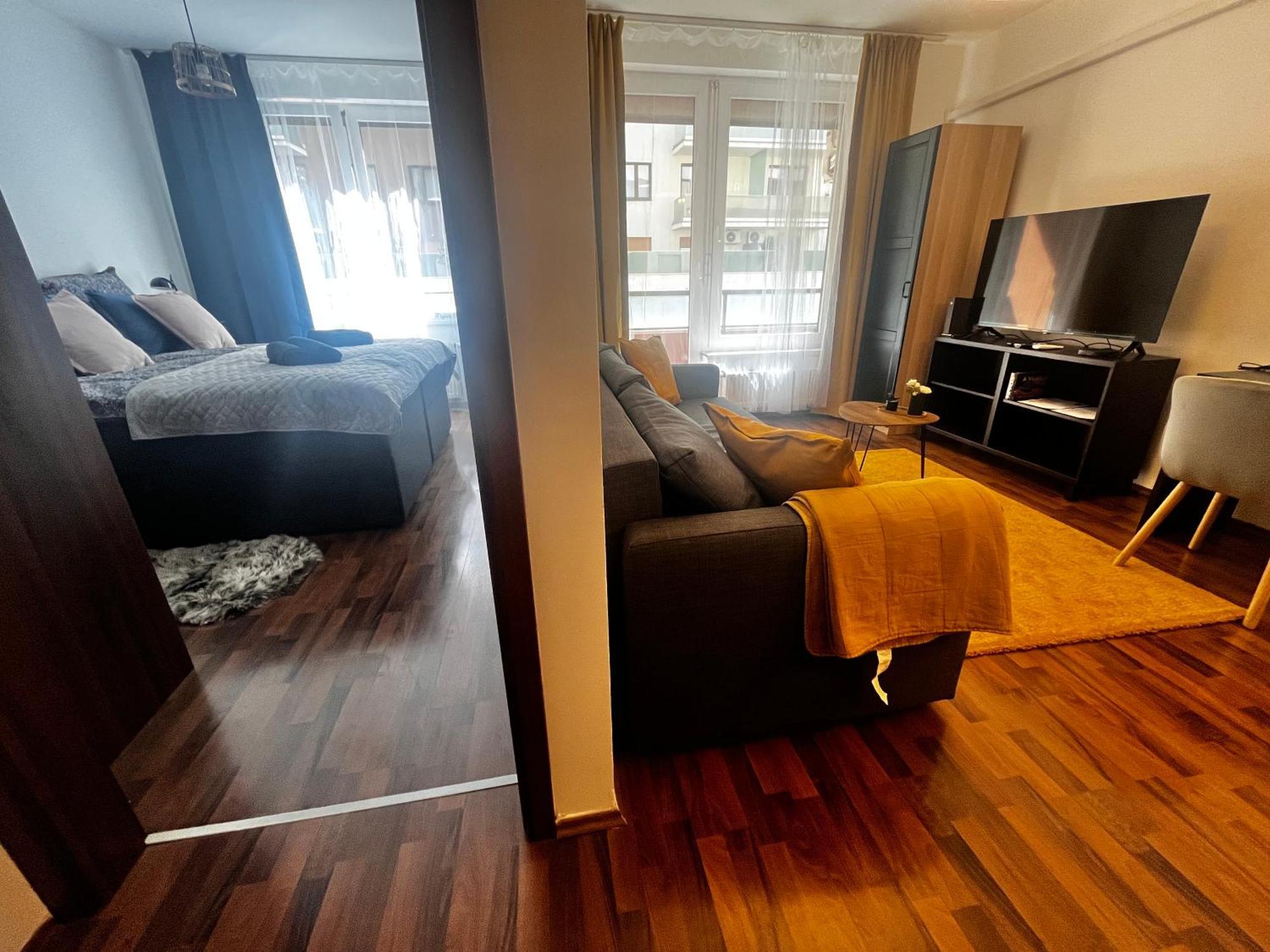Apartment Corvin Gold City Garden